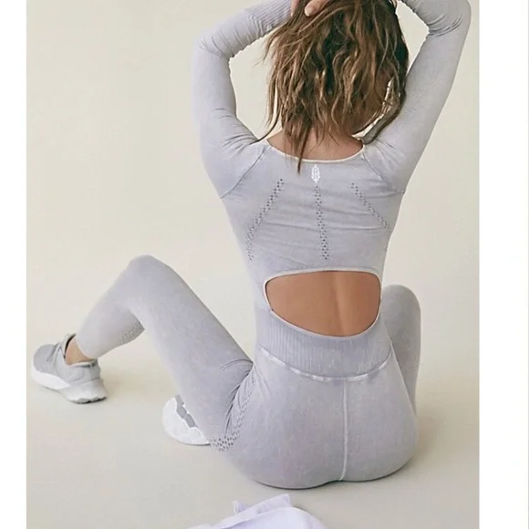 FP Movement Movement Free People Good Karma Long Sleeve Onesie In Gray Sz S/XS - Picture 2 of 11